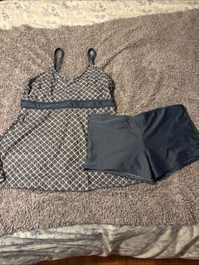 Gray Patterned Tankini Top with Swim Shorts